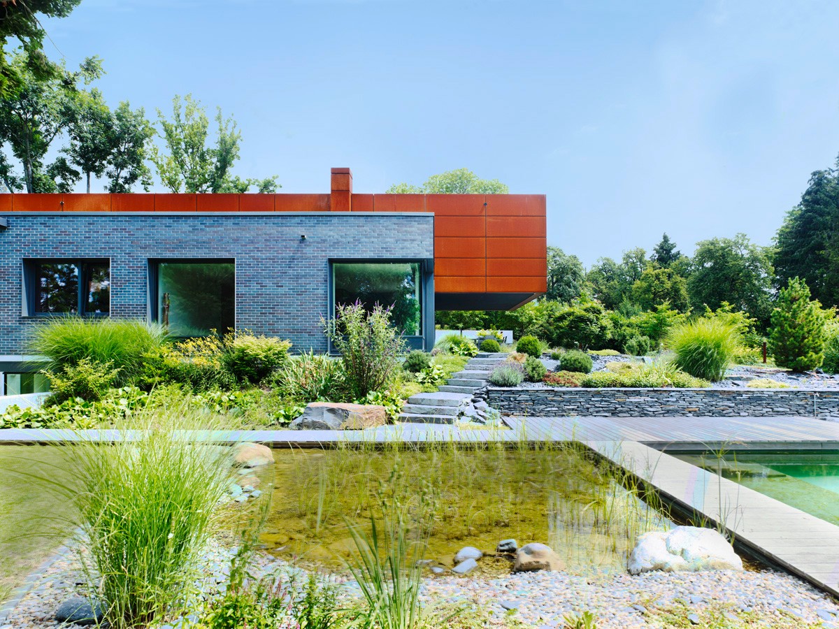 1_img_f_2717_160401_06_janzer-1200x900